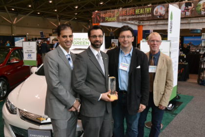 The 2016 overall winner of Canadian Green Car Award with Steering Committee Members